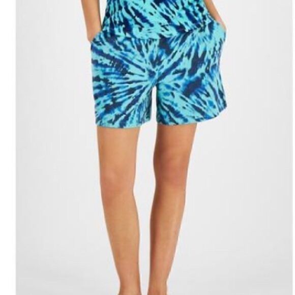 New JENNI Women's Printed Boyfriend Shorts SIZE Large - Picture 1 of 3